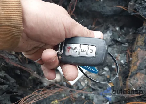 2013 Hyundai Genesis 2.0T Premium from USA, damaged, VIN KMHHT6KD4DU090406